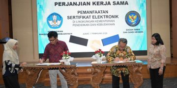 Sistem Tanda Tangan Elektronik Dokumen Kemendikbud