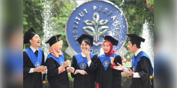 7 Universitas Terbaik di Indonesia 2022