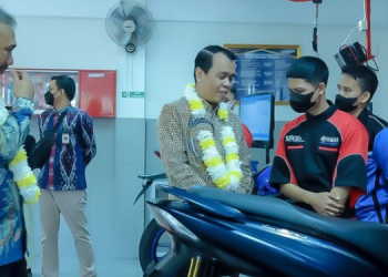 Peresmian Kelas Khusus Yahama SMK ICB Cinta Teknika Bersama PT Yahama Indonesia Motor Manufacturing diwakili Kadisdik Jabar