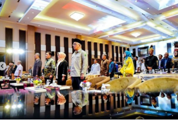 Disdik Jabar memberi Awards Bagi Sekolah,Siswa dan Kepala SMK Berprestasi 2022