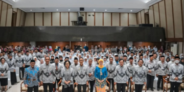 Pembukaan Acara Konferensi Kerja Provinsi III di Balai Agung