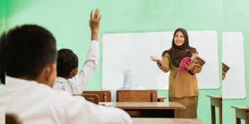 Kegiatan Lomba Apresiasi Guru, Kepala Sekolah dan Pengawas Inspiratif dibuka Oleh Kadisdik Depok