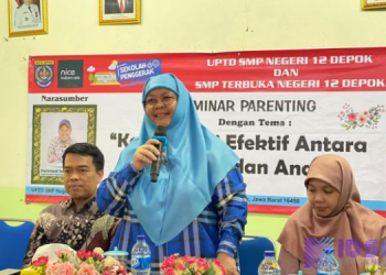 Kegiatan Parenting di SMPN 12 Depok Dihadari Kadisdik Depok