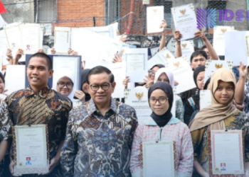 Pemerintah menyalurkan Bantuan Pemutihan Ijazah Tahun 2025