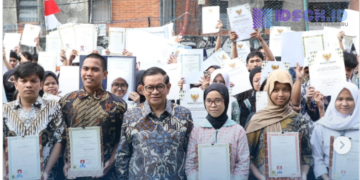 Pemerintah menyalurkan Bantuan Pemutihan Ijazah Tahun 2025