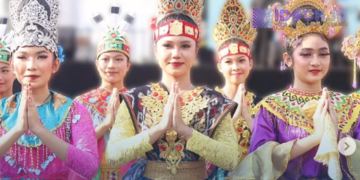 Pramono Anung Membuka Acara Jakarta Penuh Warna 2025 di Bundaran HI