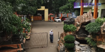 Dengan Pianika Aku Mendunia