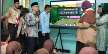 Dua Agenda di Majalengka: Tinjau Kelas Digital dan Resmikan Revitalisasi Sekolah