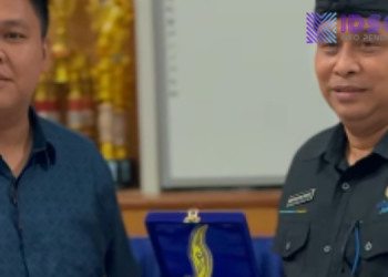 Kemendagri dan Disdik Jabar Lakukan Monitoring SPM 2025 di SMAN 8 Bandung, Dorong Layanan Pendidikan Berkualitas