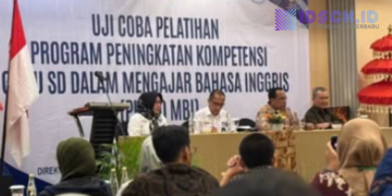 Uji Coba Pelatihan Program Peningkatan Kompetensi Guru SD dalam Mengajar Bahasa Inggris