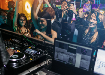 Viral Mahasiswi KIP Kuliah di Solo Dugem, UNS Lakukan Investigasi