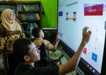 SLB Solo Manfaatkan Smart Panel Dan AI untuk Siswa Berkebutuhan Khusus