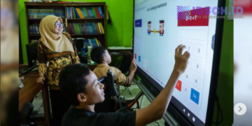 SLB Solo Manfaatkan Smart Panel Dan AI untuk Siswa Berkebutuhan Khusus