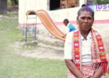 36 Tahun Mengabdi, Asnat Nenabu Tetap Mengajar Meski Bergaji Rp200 Ribu