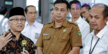 Wamen Dikdasmen Tinjau TKA diSMKN 2 Bandung & SMAN 20 Bandung