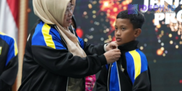 Kadisdik  DKI Jakarta melepas 17 Kontingen jenjang SD/Sederajat FLS3N dan O2SN