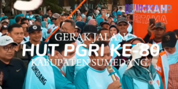 Dinas Pendidikan Kabupaten Sumedang Mengikuti Gerak Jalan Dalam Rangka Memeriahkan HUT PGRI Ke-80