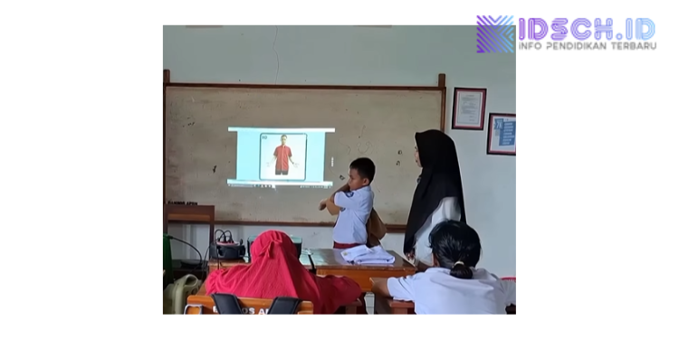 Mengajar Anak Autis tidak dengan Hati, Pelajaran tidak akan tersampaikan.