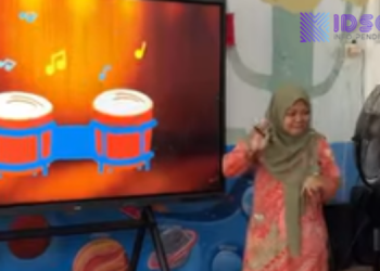 Digitalisasi Pembelajaran Lewat IFP, Guru Makin Kreatif Murid Makin Aktif!