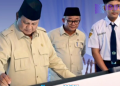Presiden Prabowo Apresiasi Guru pada Peluncuran Program Digitalisasi Pembelajaran di Bekasi
