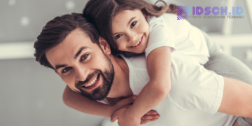 10 Hal Yang Tidak Boleh dilakukan Ayah Ketika Anak Remaja