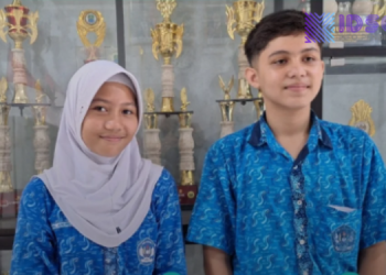 Inilah Sosok Murid SMPN 4 Bekasi Yang Duduk di samping Presiden Prabowo