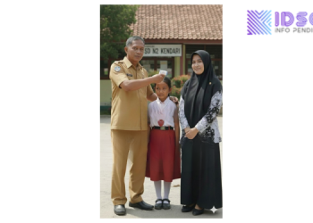 Kasus Pak Mansur Guru SDN 2 Kendari: Puluhan Tahun Mengabdi, Kini Terjerat Vonis 5 Tahun Tanpa Bukti Kuat