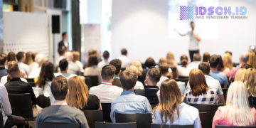 Talk Show Pendidikan Nasional dan International Seminar