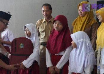 Dinas Pendidikan Gunungkidul Salurkan Bantuan Perlengkapan Sekolah untuk Dukung Pemerataan Pendidikan