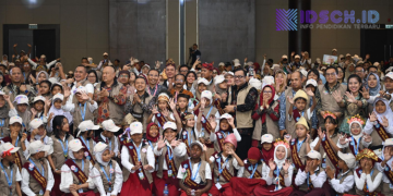 Dialog Hangat Wamendikdasmen dan Murid Warnai Puncak Apresiasi Semarak Sahabat SD