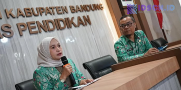 Ribuan Guru dan Tenaga Kependidikan Terima SK PPPK Paruh Waktu di Kabupaten Bandung