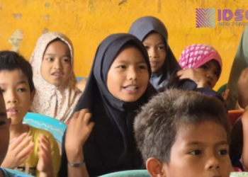 Badan Bahasa Tinjau Lokasi Banjir Bandang di Sumatra Barat, Hadirkan Literasi Ceria untuk Pulihkan Trauma Anak