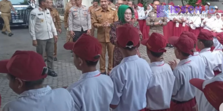 Safari Gemarikan Bagikan 700 Paket Ikan Dukung Penurunan Stunting di Sukoharjo