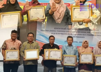 Disdik Provinsi DKI Jakarta Raih 2 Apresiasi