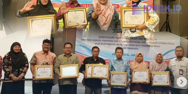 Disdik Provinsi DKI Jakarta Raih 2 Apresiasi