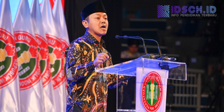 HGN 2025 dan HUT ke-80 PGRI: Pemerintah–PGRI Teguhkan Sinergi Perkuat Kesejahteraan dan Profesionalisme Guru