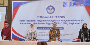 Bimtek TOT Calon Fasilitator Pengembangan Kompetensi Guru SD