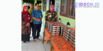 Kepala Dinas Pendidikan Gunungkidul Tinjau Program Makan Bergizi Gratis di SDN Plembutan 1