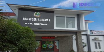 Atap Aula SMAN 1 Susukan Cirebon Ambruk, Seorang Guru Meninggal Dunia Usai Menolong Siswi