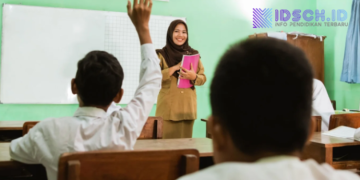 Menkeu Tambah DAU Rp7,66 Triliun untuk THR dan Gaji ke-13 Guru ASN Daerah