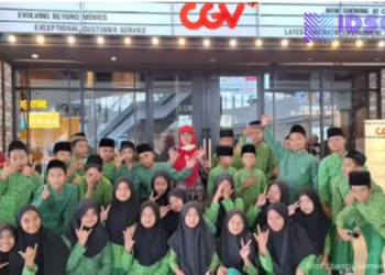 Siswa Kelas 4–6 MIN 2 Bantul Nobar Film Bertema Cyberbullying