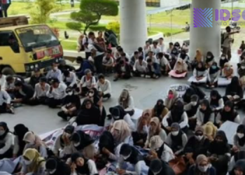 Guru Honorer Non-Database BKN Lombok Tengah Gelar Aksi, Minta Kepastian Status