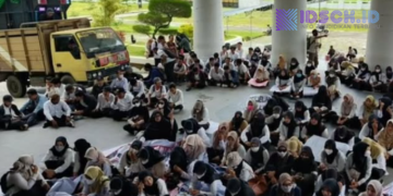 Guru Honorer Non-Database BKN Lombok Tengah Gelar Aksi, Minta Kepastian Status