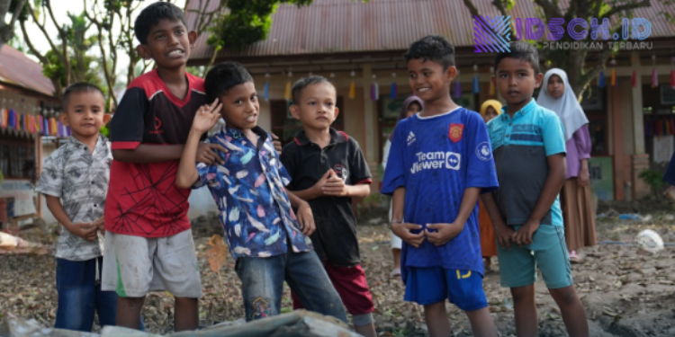 Mendikdasmen Pastikan Pembelajaran di Sekolah Terdampak Bencana Tetap Berjalan dengan Kurikulum Adaptif dan Fleksibel