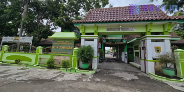 Dugaan Pemotongan Dana PIP di MTsN 2 Sragen Mencuat, Wali Murid Keluhkan Setoran Partai