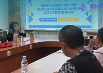 SMAN 1 Baleendah Laksanakan Revitalisasi Visi Misi Sekolah dan Perancangan Tata Tertib Guru
