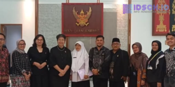 Enam Guru Indonesia Raih Princess Maha Chakri Award di Thailand