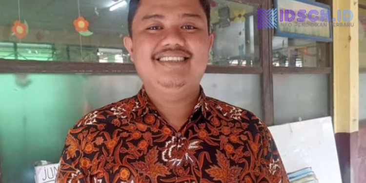 Kisah Haru Nurhasan Guru PPPK Harus Berjualan Cilok Karena Gaji cuma Rp 600 Ribu