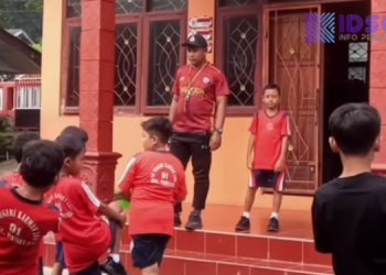 Gaji Hanya Rp 300 Ribu Perbulan, Guru Honorer Harus Jadi Pelatih Bola dan Driver Ojek Online, Di Salatiga