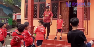 Gaji Hanya Rp 300 Ribu Perbulan, Guru Honorer Harus Jadi Pelatih Bola dan Driver Ojek Online, Di Salatiga